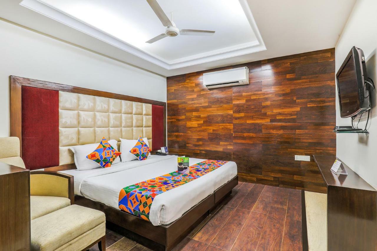Fabhotel Metro35 Chandīgarh Exterior foto